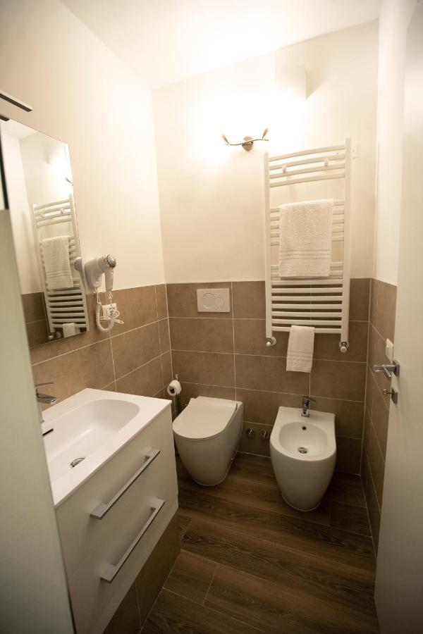 Romecoming Ostiense Guest House エクステリア 写真