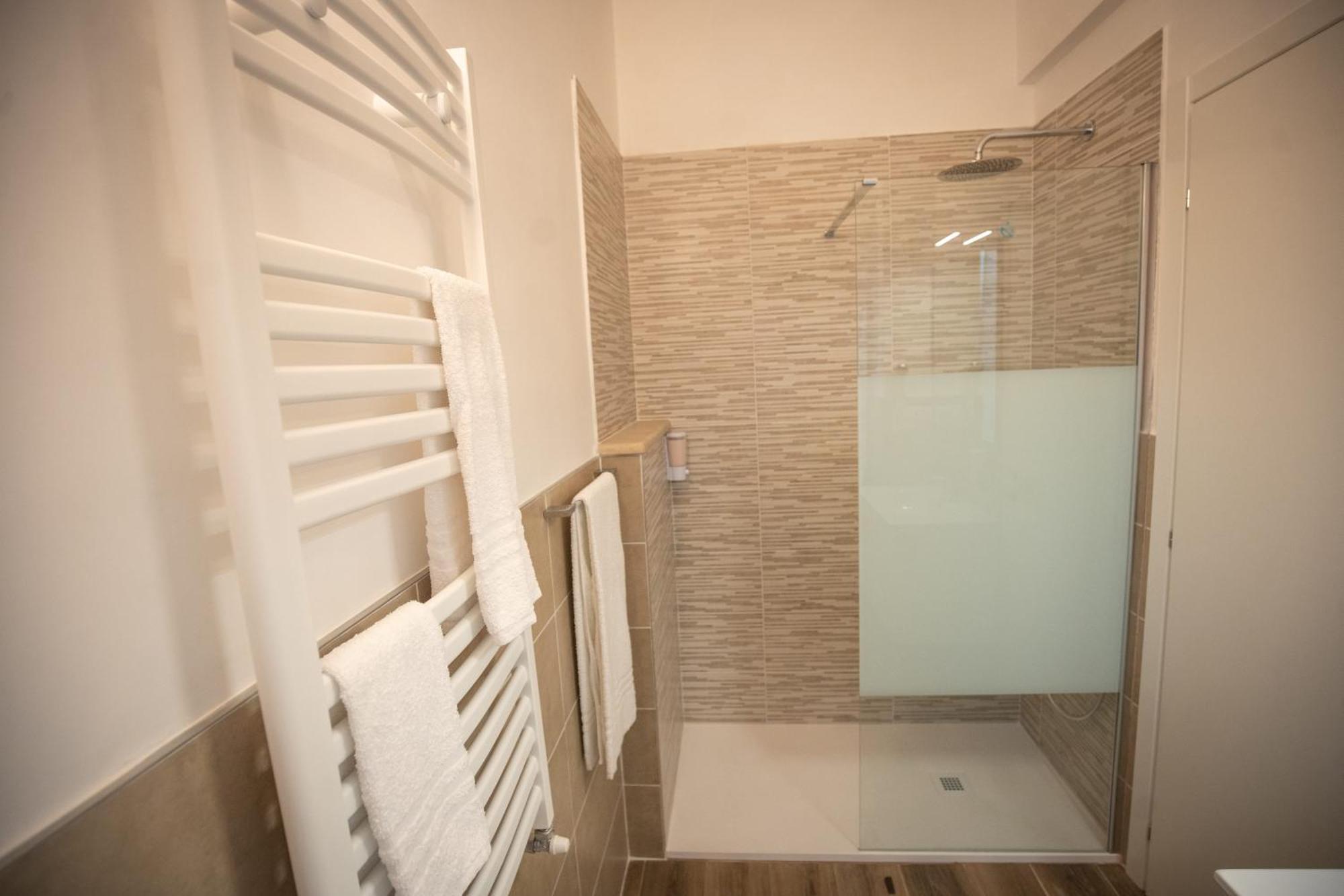 Romecoming Ostiense Guest House エクステリア 写真