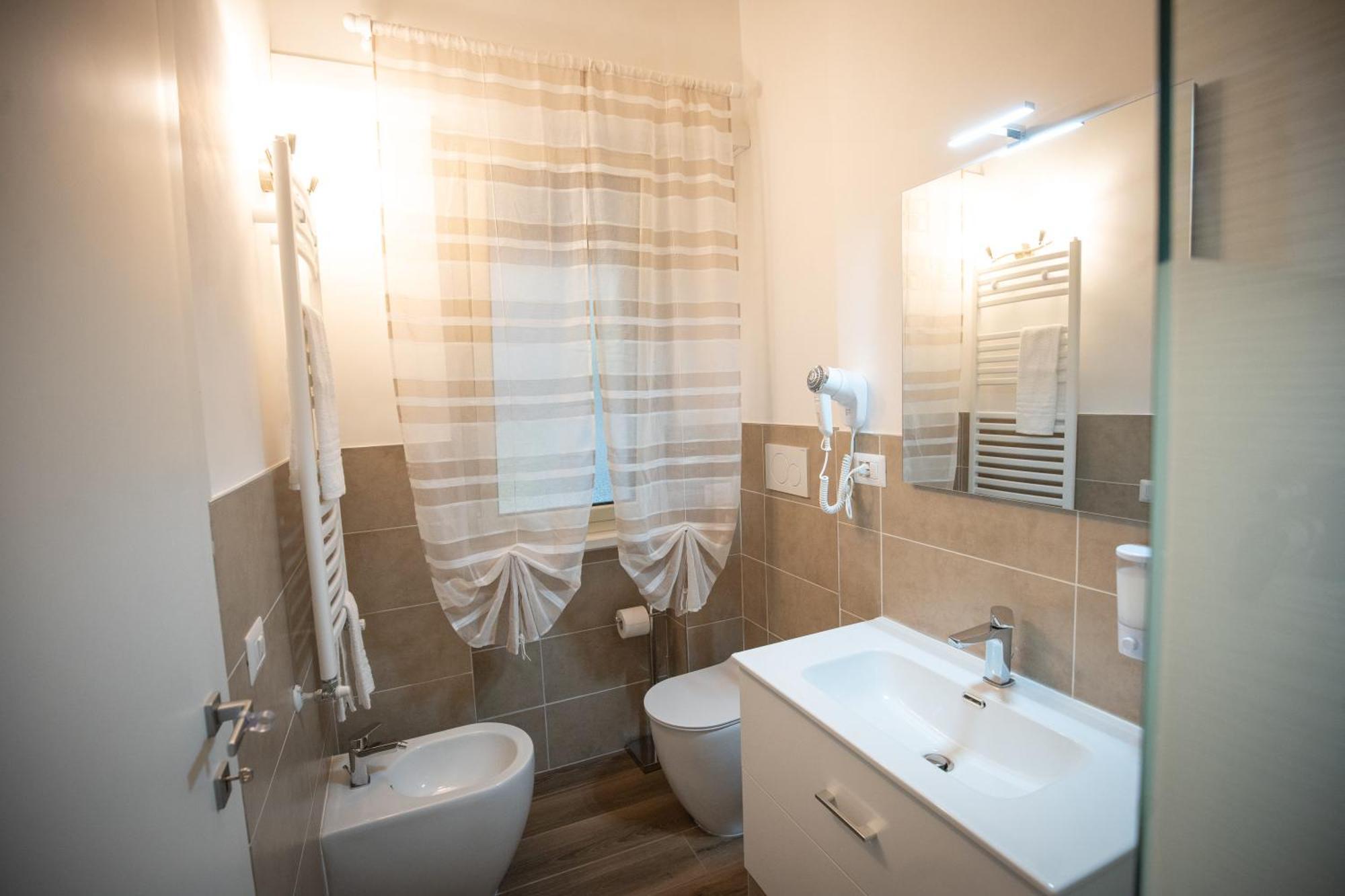 Romecoming Ostiense Guest House エクステリア 写真